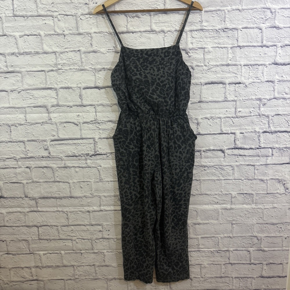 Old Navy Women's S Jumpsuit Gray Leopard Animal Print Sleeveless Stretch Pockets